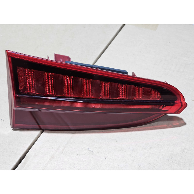 92403-S2500 Hyundai Santa Fe Left Inner LED Tail Lamp 2021-2023
