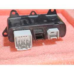 68323663AD Jeep Grand Cherokee Auxiliary Dual USB Port 2018-2022 68323663AE