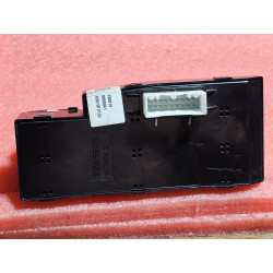 93570-F2100 Hyundai Elantra Left Door Control Switch 2017-2024