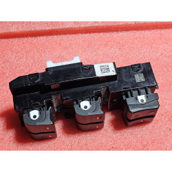 93570-F2100 Hyundai Elantra Left Door Control Switch 2017-2024