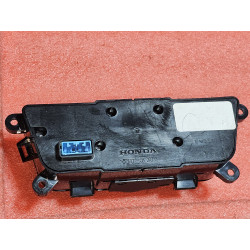 39050-TYR-A11 Acura MDX Dash Radio Audio Navigation Control Switch Panel
