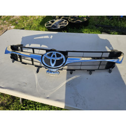53114-06061 Toyota Camry Chrome Grille 2015-2017 75310-06010