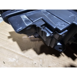 92102-K0520 Kia Soul Right Halogen Headlight 2023-2025
