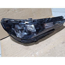 92102-K0520 Kia Soul Right Halogen Headlight 2023-2025