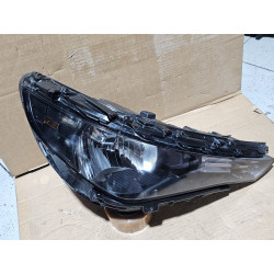 92102-K0520 Kia Soul Right Halogen Headlight 2023-2025
