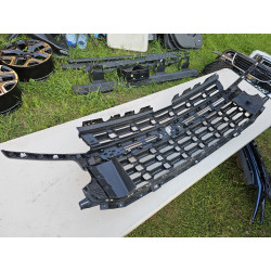 84634393 Chevrolet Tahoe Grille 2021-2024 84634392