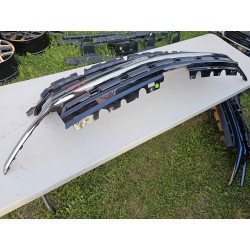 84634393 Chevrolet Tahoe Grille 2021-2024 84634392