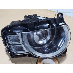 L8B2-13W029-FF Land Rover Defender Right Full LED Headlight 2020-2025