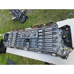 85131193 GMC Sierra 2500HD Chrome Camera Grille 2024-2025 85622814