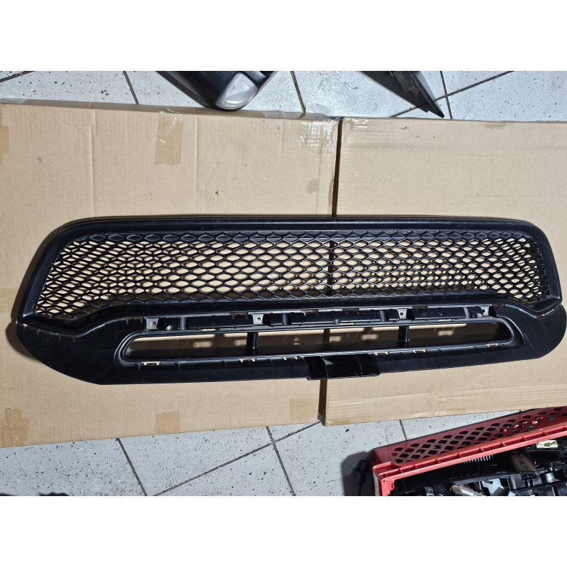 68307807AA Dodge Durango Grille 2018-2020 68307806AB