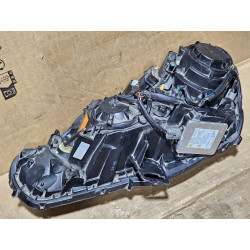 8301C350 Mitsubishi Lancer Evolution X Right Xenon Headlight 2008-2015