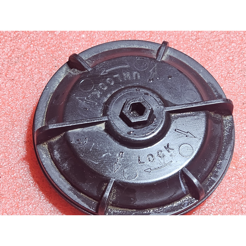 22869159 Chevrolet Silverado Headlight Cover Cap 2014-2019
