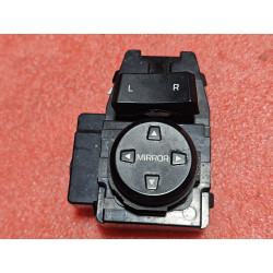 93573F2010 Hyundai Elantra Power Door Mirrors Control Switch 2016-2024