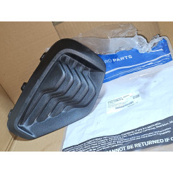 PJ6B-19952-AA Ford Escape Right Fog Lamp Cover Grille 2023-2025