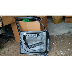 68320802AA Jeep Renegade Left Front Door 2015-2018