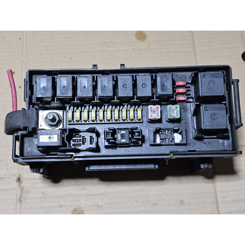 04692192AB Dodge Durango Fuse Relay Box 2007-2009