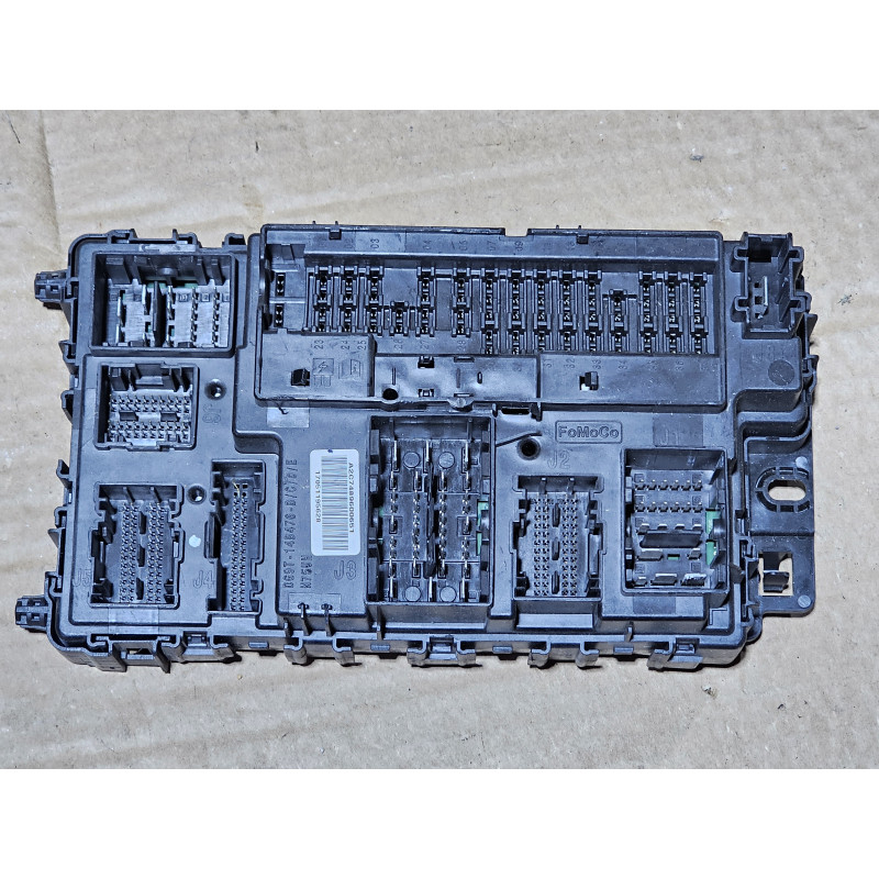 GU5T-15604-BAH Ford Explorer Fuse Relay Smart Distribution Junction Box