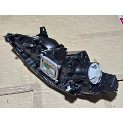 EJ7B-13005-A Lincoln MKC Right Bi-Functional HID Xenon LED Headlight