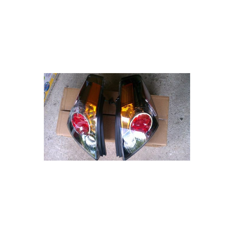 Nissan Altima Sedan Tail Lamps (Pair) 2007-2011