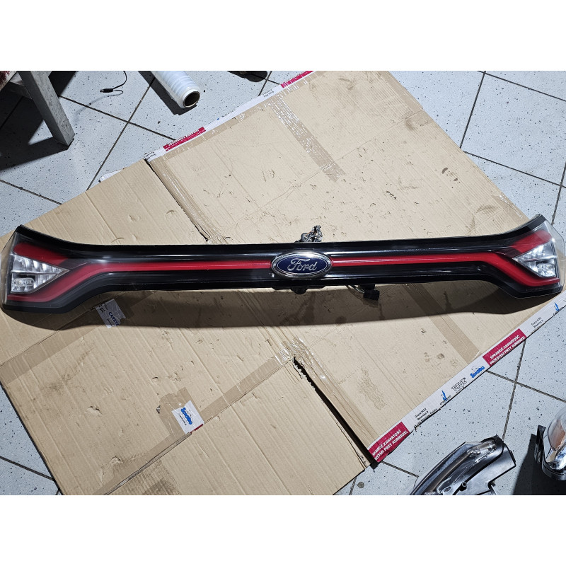 HT4B-13A565-D Ford Edge LED Third Brake Center Tail Lamp 2015-2018