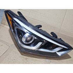 92102-4Z500 Hyundai Santa Fe Sport Right LED Halogen Headlight 2016-2018