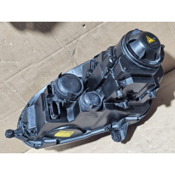 1K6941040B Volkswagen Golf Right Xenon Headlight 2005-2010