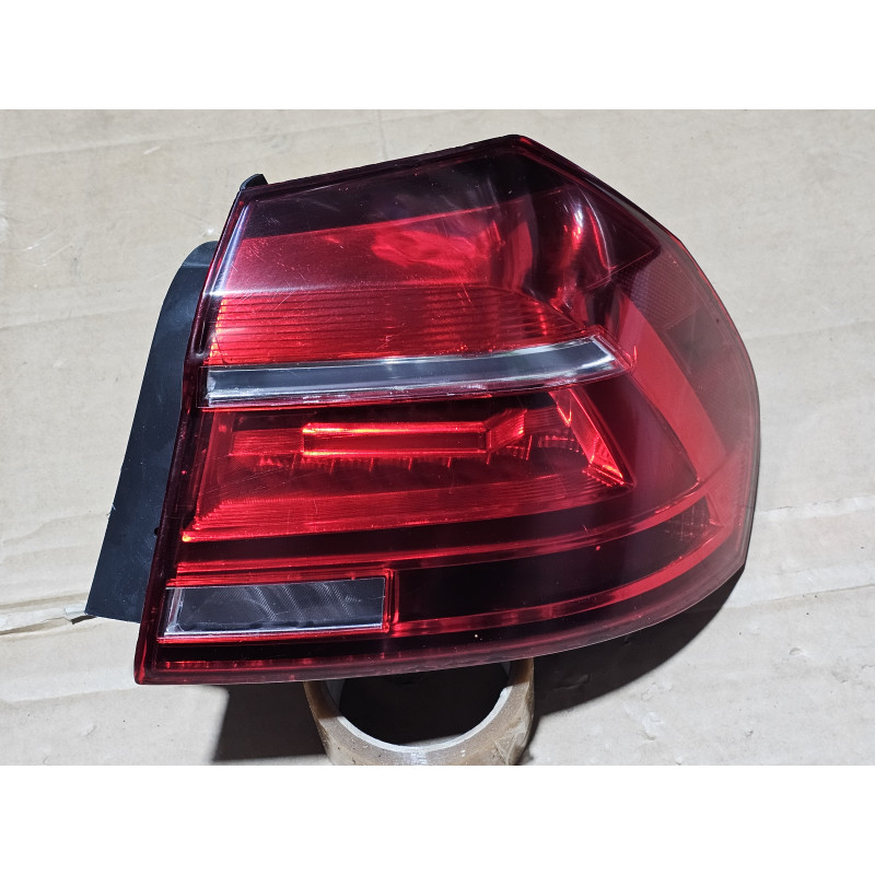 Volkswagen Passat Right LED Tail Lamp 2016-2019