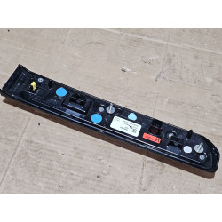 68601080AA Dodge RAM 1500 Ramcharger Right Tailgate Inner LED Tail Lamp