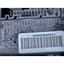 EJ7T-15604-AE Lincoln MKC Body Control Module Fuse Relay Box 2016