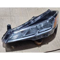 260605R00A Nissan Kicks Left Halogen Headlight 2021-2024