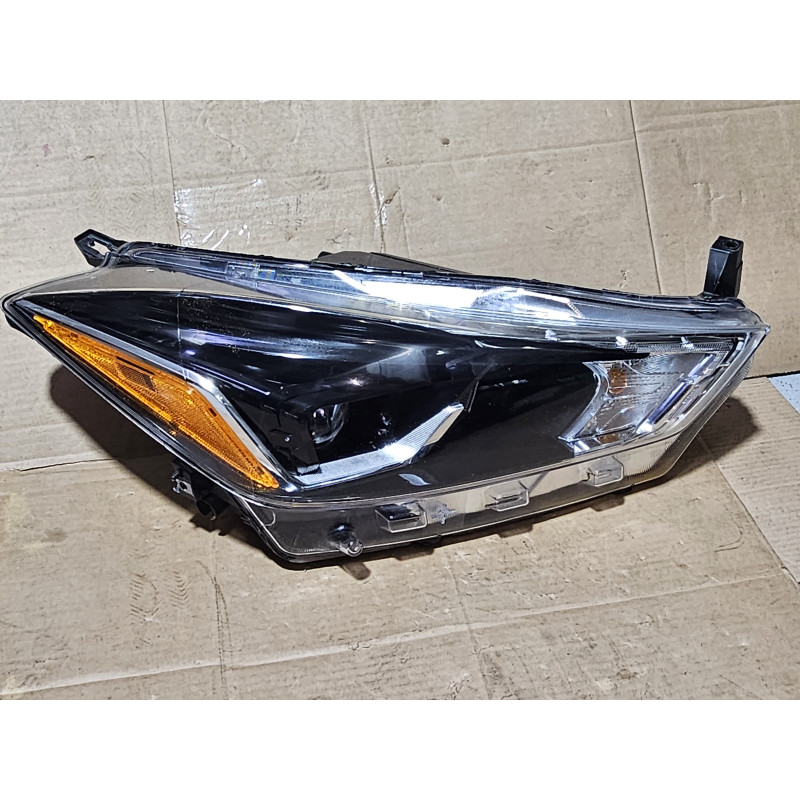 260105RL4A Nissan Kicks Right LED Halogen Headlight 2018-2020