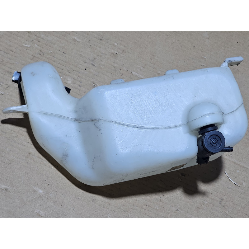 XR3U-17B613-BD Ford Mustang Washer Reservoir + Pump Motor 1999-2004