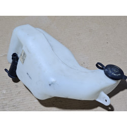 XR3U-17B613-BD Ford Mustang Washer Reservoir + Pump Motor 1999-2004