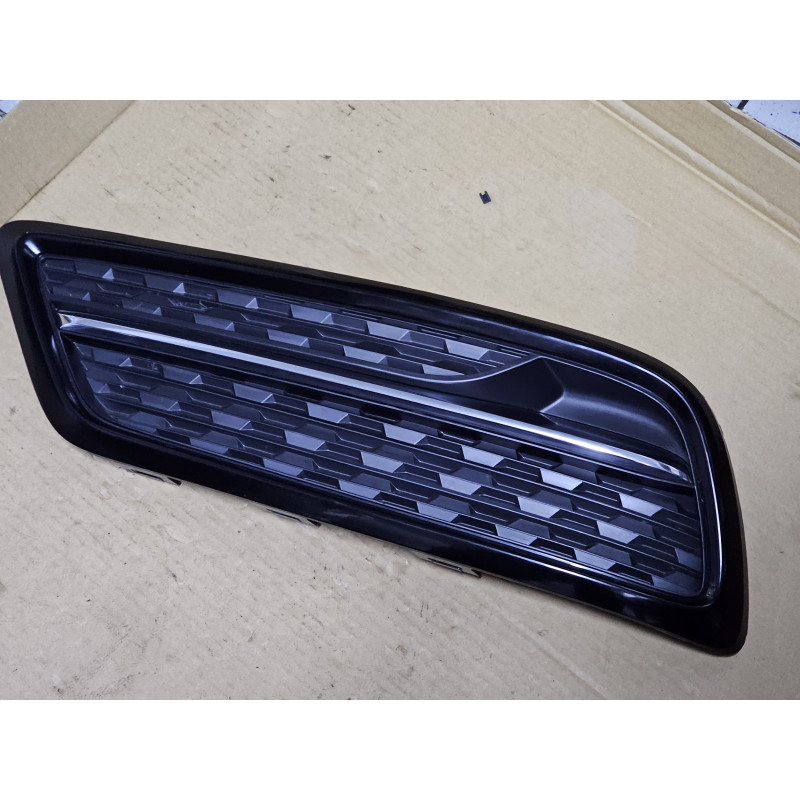 71107-TZ5-A01 Acura MDX Left Front Bumper Lower Grill Trim Inserts
