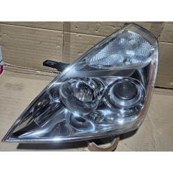 92101-4D080 Kia Sedona Left Halogen Headlight 2006-2014