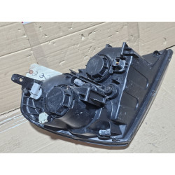 92101-4D080 Kia Sedona Left Halogen Headlight 2006-2014