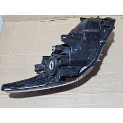 81170-47211 Toyota Prius Left Halogen Headlight 2010-2012