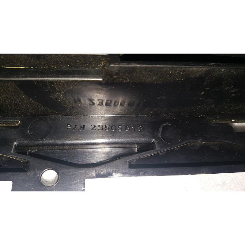23505816 Chevrolet Camaro Lower Grille 2016-2018 23323947