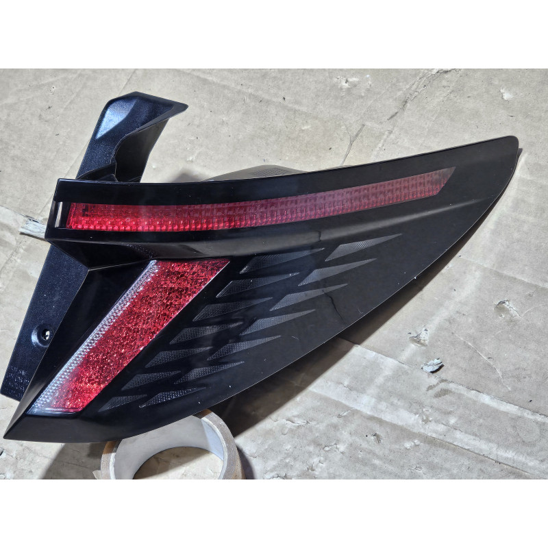 92402-CW100 Hyundai Tucson Right LED Tail Lamp 2022-2025