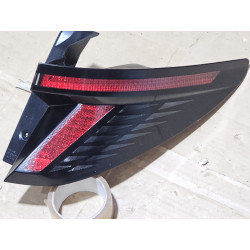 92402-CW100 Hyundai Tucson Right LED Tail Lamp 2022-2025