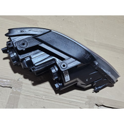 Kia Borrego Left Headlight 2009-2013