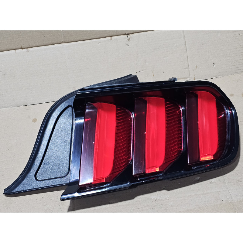 FR3B-13B504-AM Ford Mustang Right LED Tail Lamp 2015-2017 FR3B-13B504-A