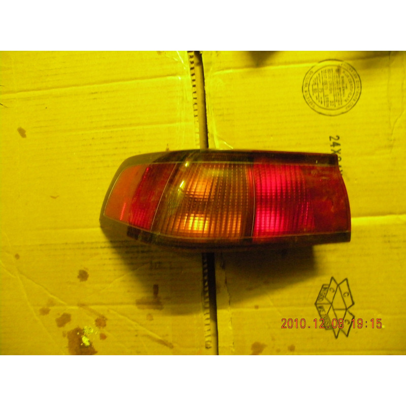 Toyota Camry Left Tail Lamp 1997-1999