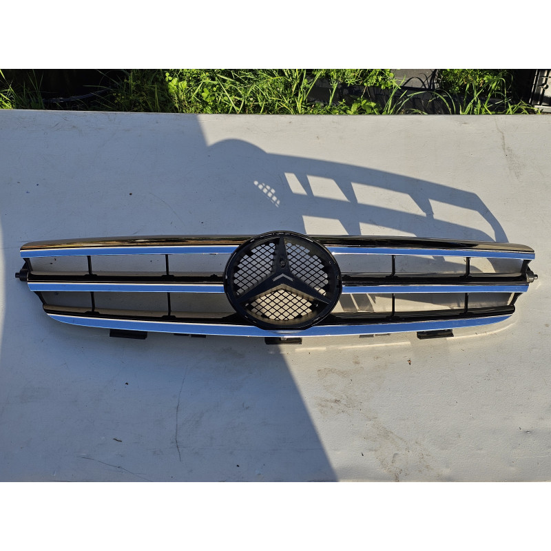 A2098800123 Mercedes-Benz CLK Grille 2003-2009 A2098800223