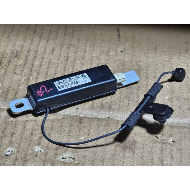 68210666AA Dodge Challenger Radio Antenna Amplifier Module Sensor 2015-2023