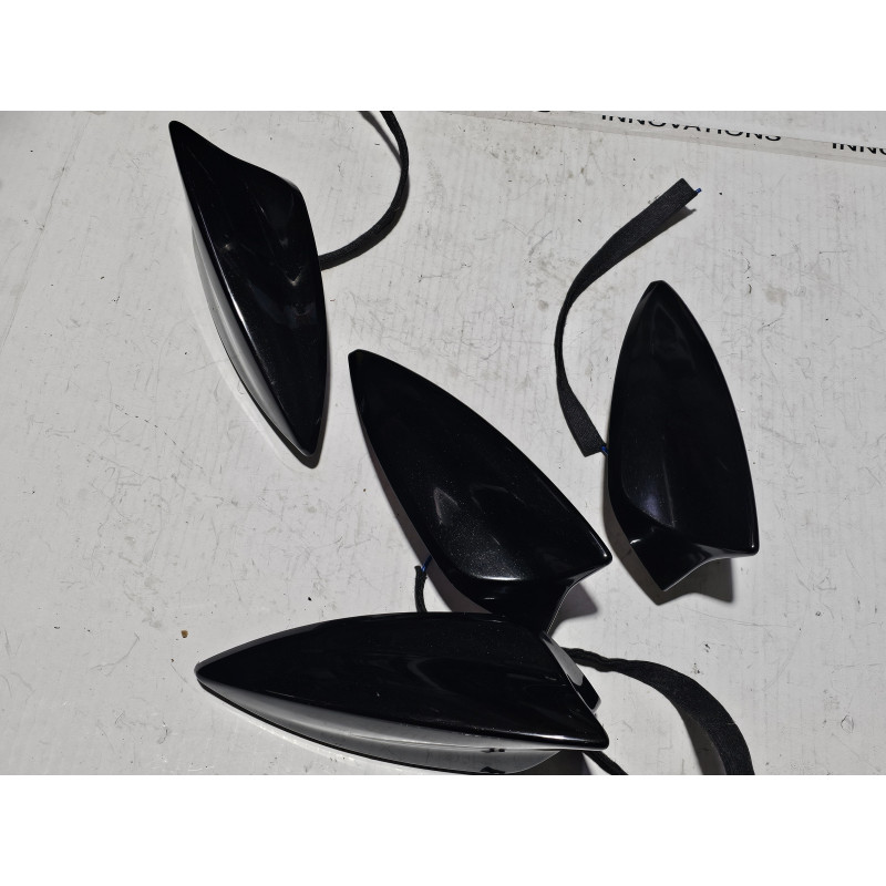 84856179 Chevrolet Traverse ROOF SHARK FIN RADIO GPS ANTENNA 2020-2024