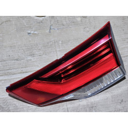 81580-0E120 Toyota Highlander Right Inner LED Tail Lamp 2017-2019