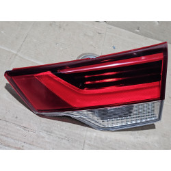 81580-0E120 Toyota Highlander Right Inner LED Tail Lamp 2017-2019