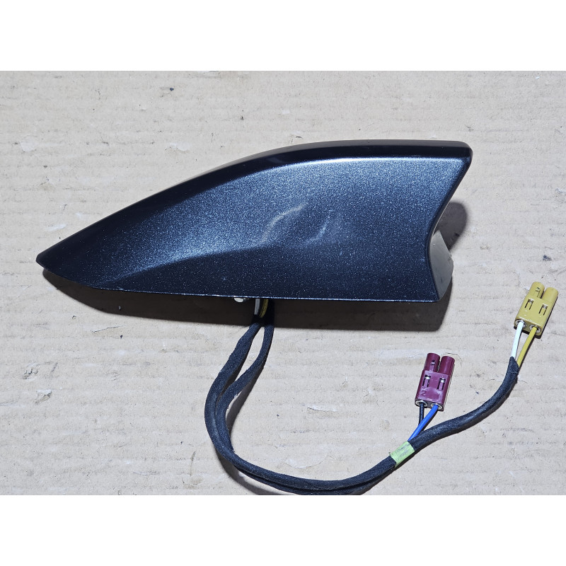 84064739 Chevrolet Equinox Roof Radio Antenna 2018-2023