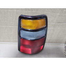 15113218 Chevrolet Tahoe Right Tail Lamp 2004-2006 16525376